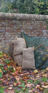 hessian sacks for leaf mould